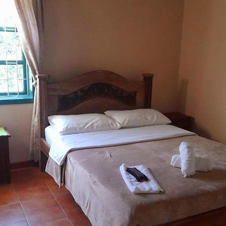Hotel Casa San Rafael บียาเดเลย์บา ภายนอก รูปภาพ