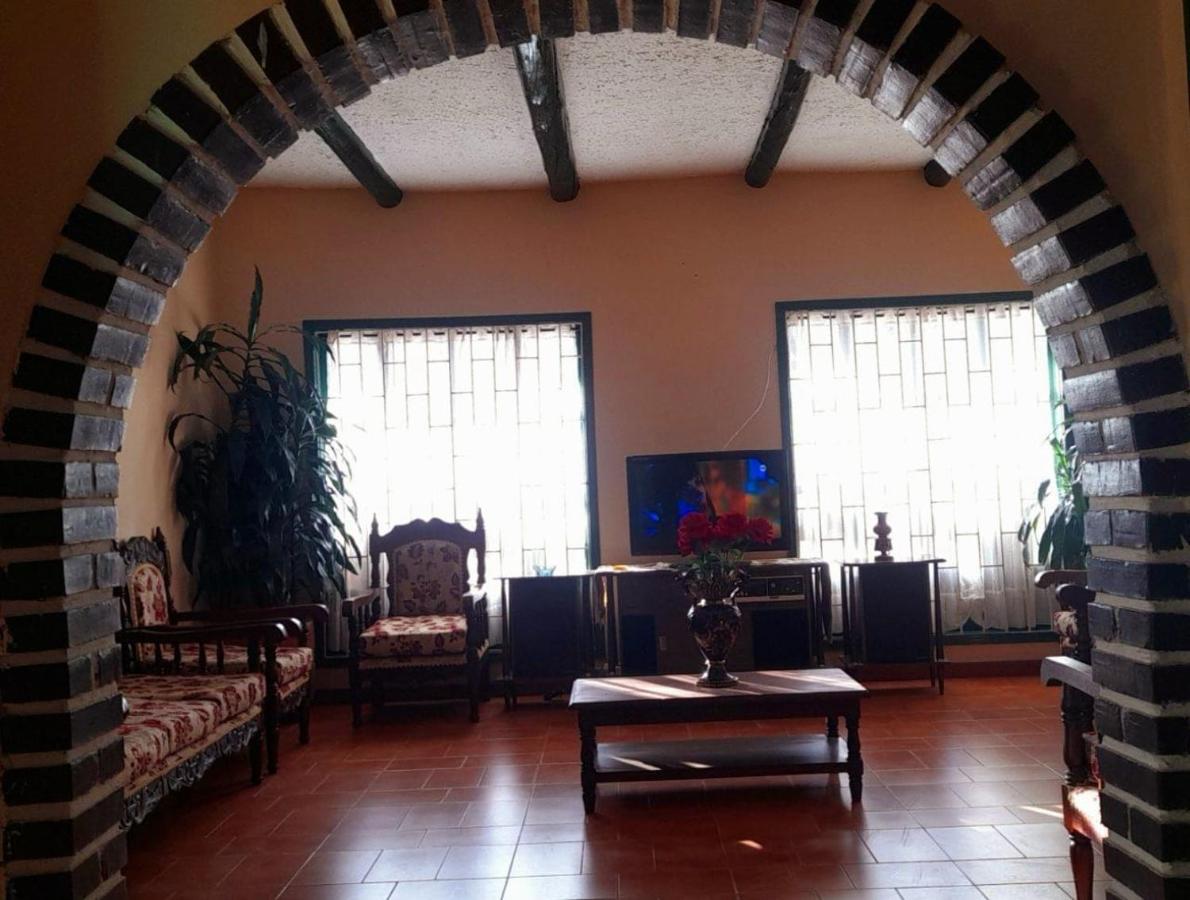 Hotel Casa San Rafael บียาเดเลย์บา ภายนอก รูปภาพ