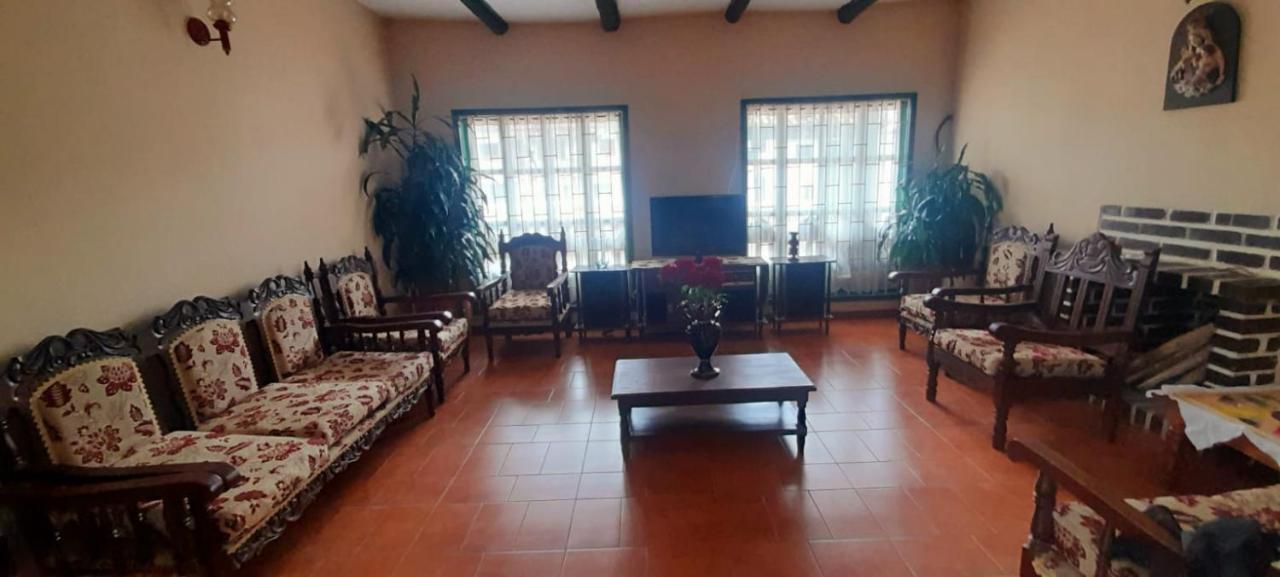 Hotel Casa San Rafael บียาเดเลย์บา ภายนอก รูปภาพ