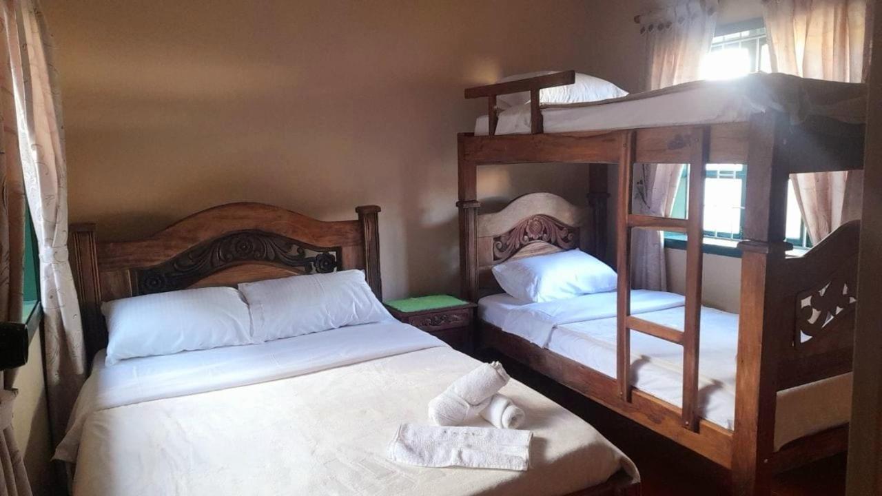 Hotel Casa San Rafael บียาเดเลย์บา ภายนอก รูปภาพ