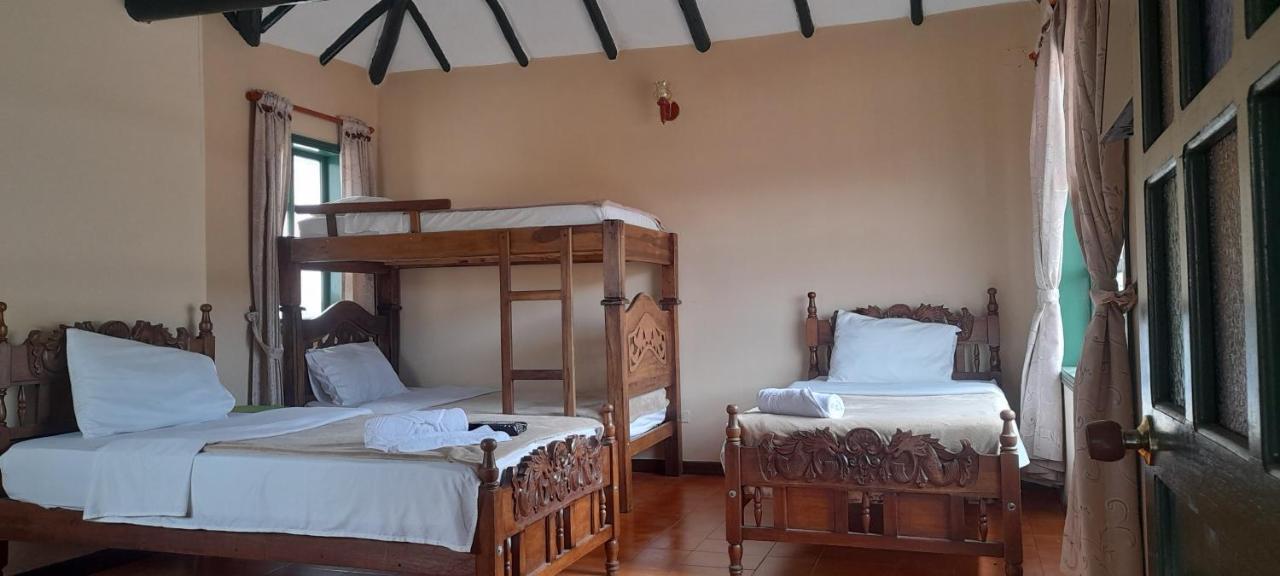 Hotel Casa San Rafael บียาเดเลย์บา ภายนอก รูปภาพ