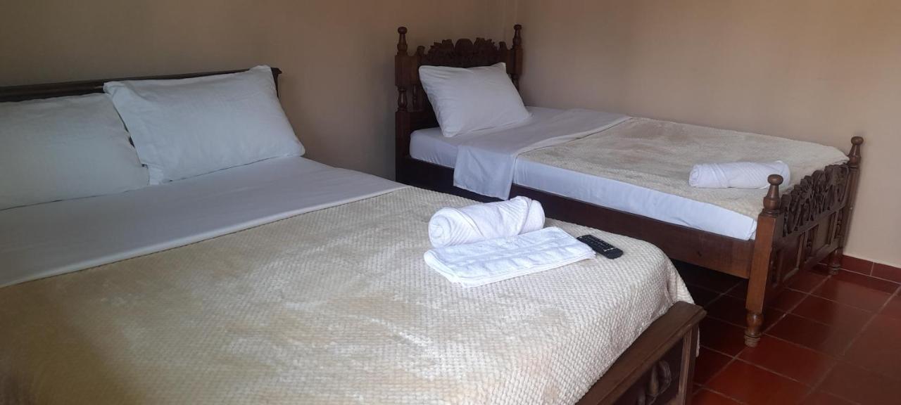 Hotel Casa San Rafael บียาเดเลย์บา ภายนอก รูปภาพ